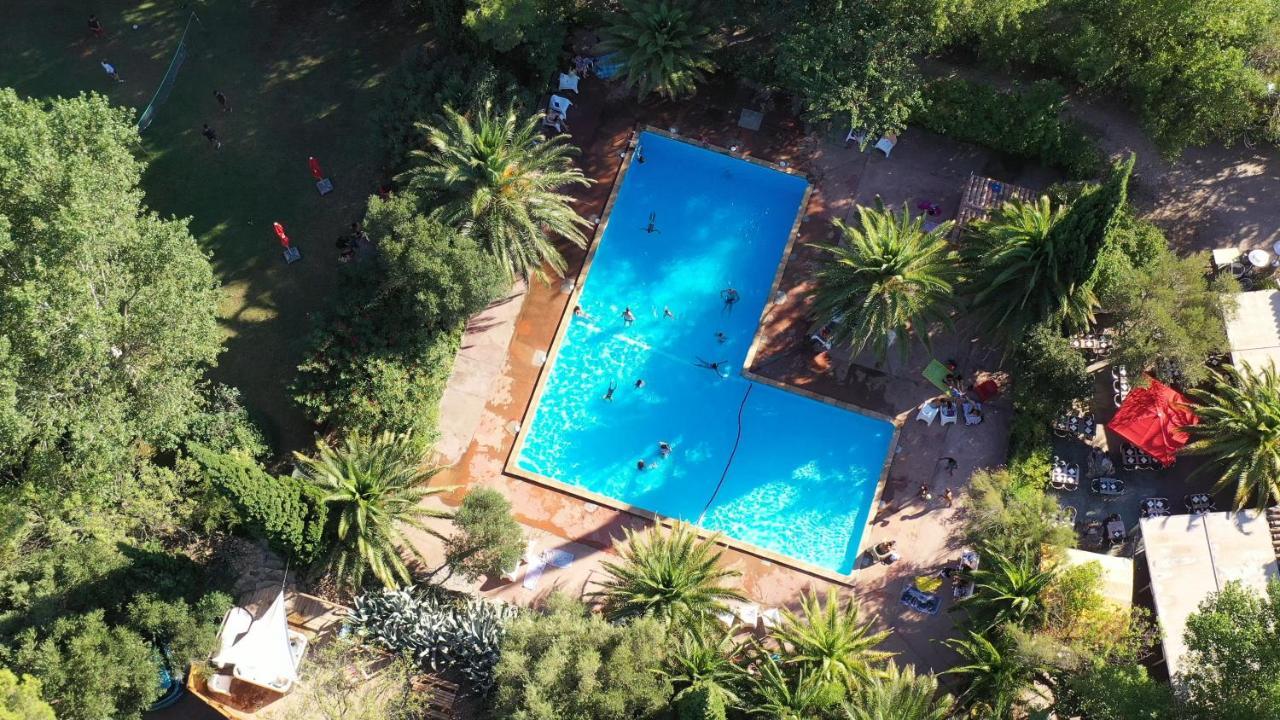 Camping La Peiriere Tuchan Buitenkant foto